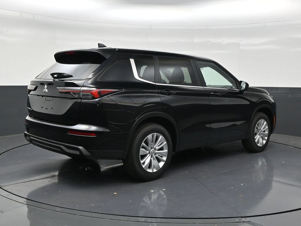 2026 Mitsubishi Outlander