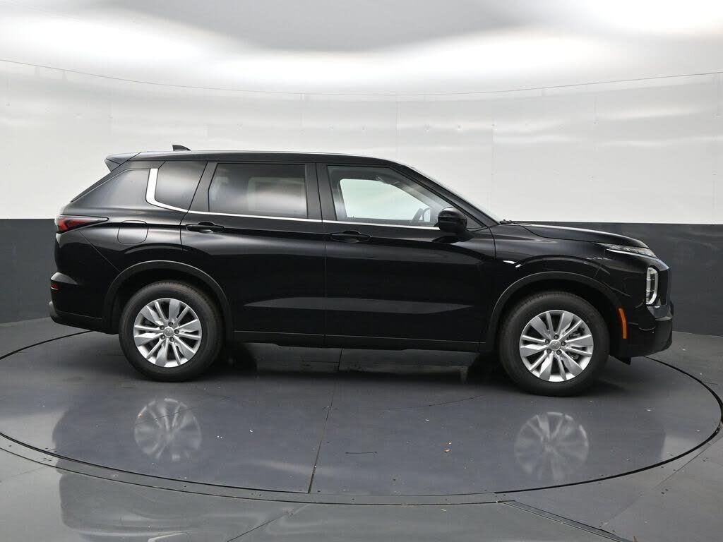 2026 Mitsubishi Outlander