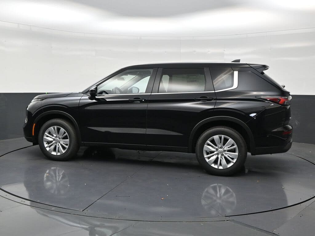 2026 Mitsubishi Outlander