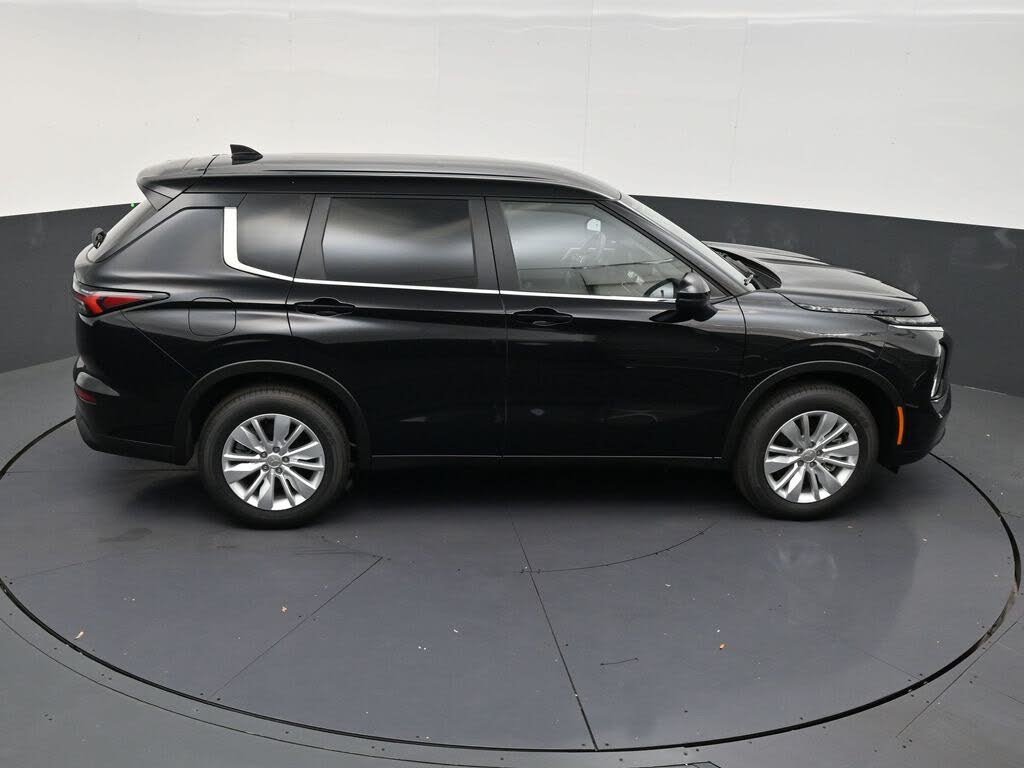 2026 Mitsubishi Outlander