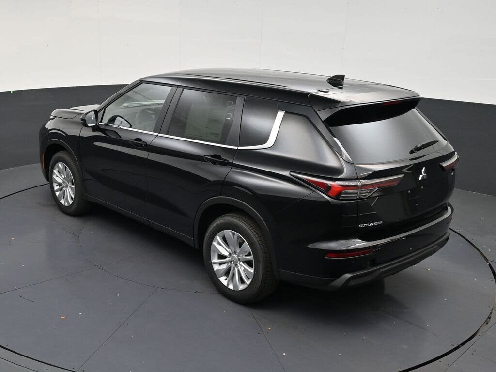 2026 Mitsubishi Outlander
