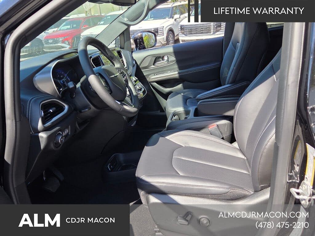 2026 Chrysler Pacifica