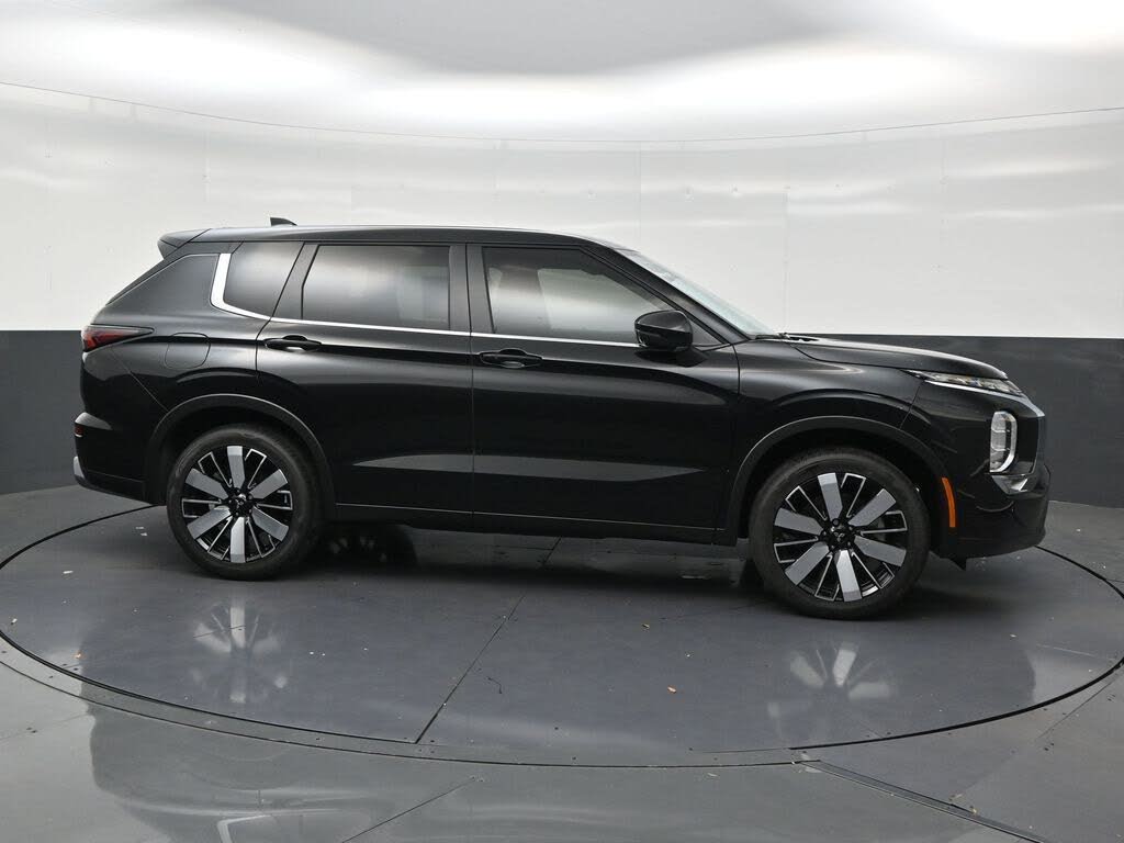 2026 Mitsubishi Outlander