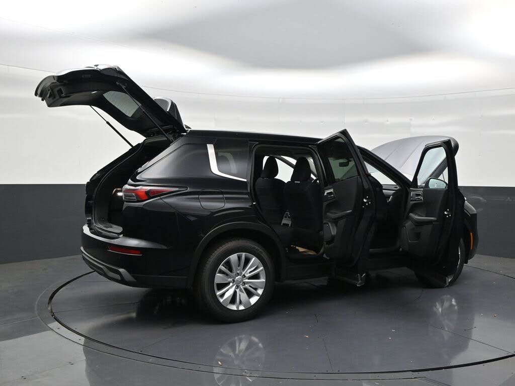2026 Mitsubishi Outlander