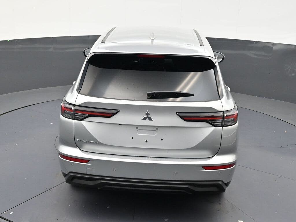2026 Mitsubishi Outlander