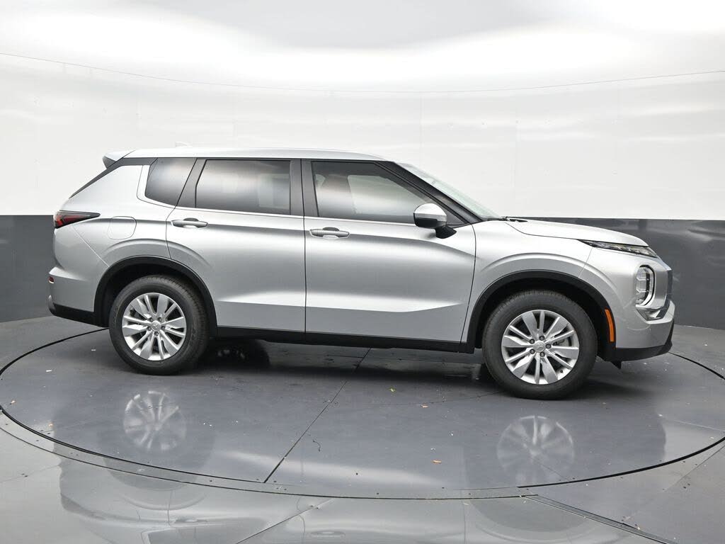 2026 Mitsubishi Outlander