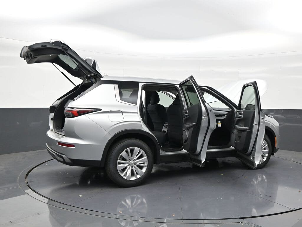 2026 Mitsubishi Outlander