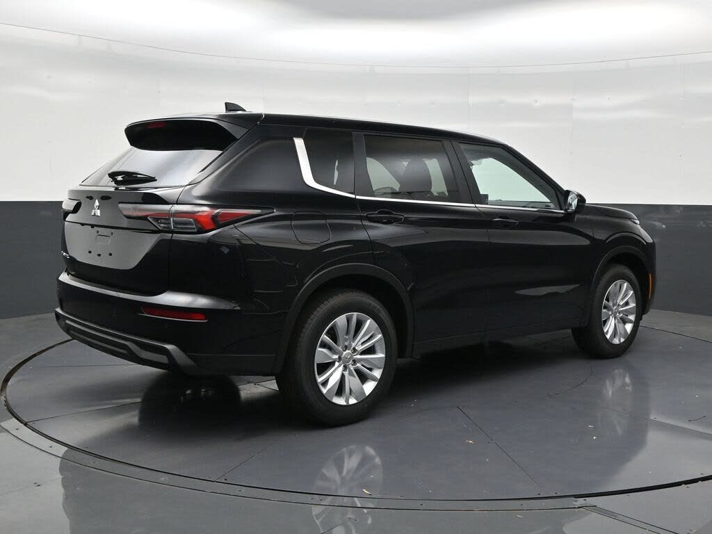 2026 Mitsubishi Outlander