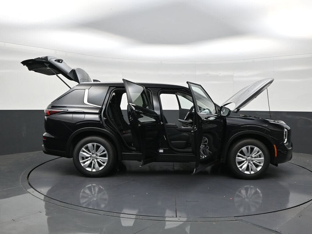 2026 Mitsubishi Outlander