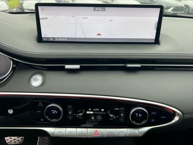 2025 Genesis GV70