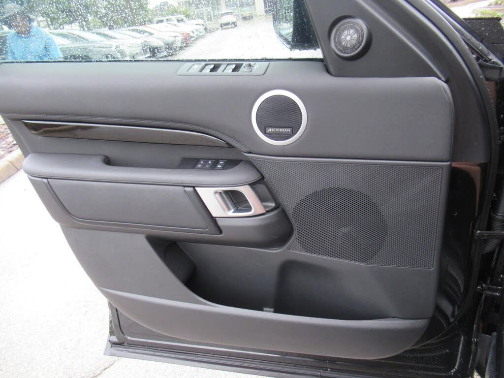 2024 Land Rover Discovery