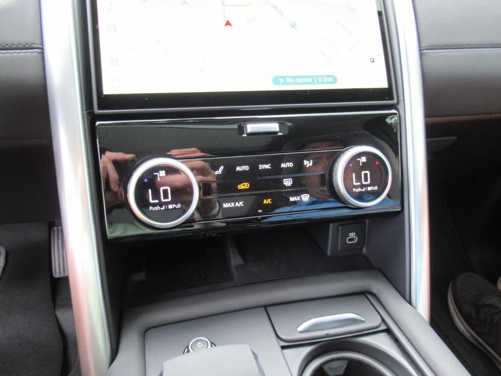 2024 Land Rover Discovery