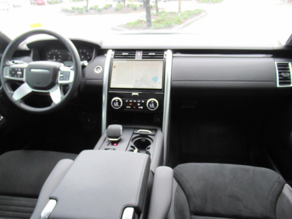 2024 Land Rover Discovery