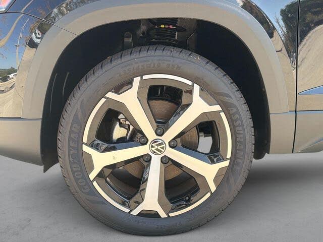 2026 Volkswagen Taos