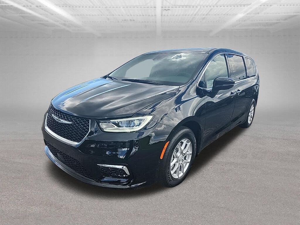 2026 Chrysler Pacifica