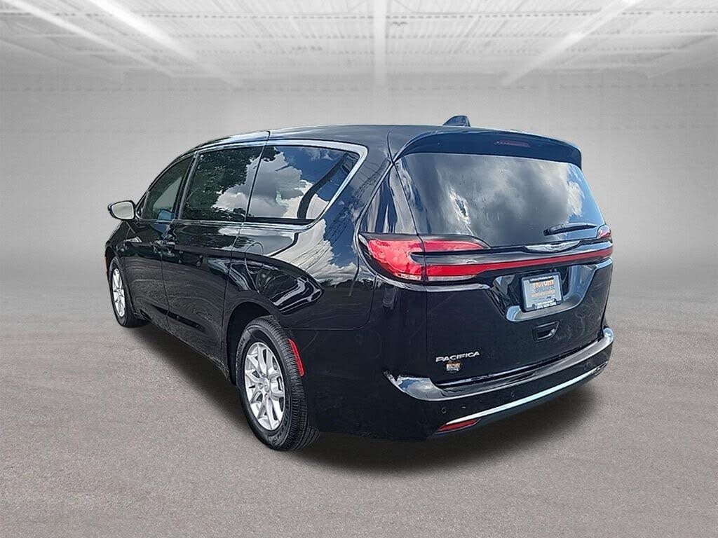 2026 Chrysler Pacifica