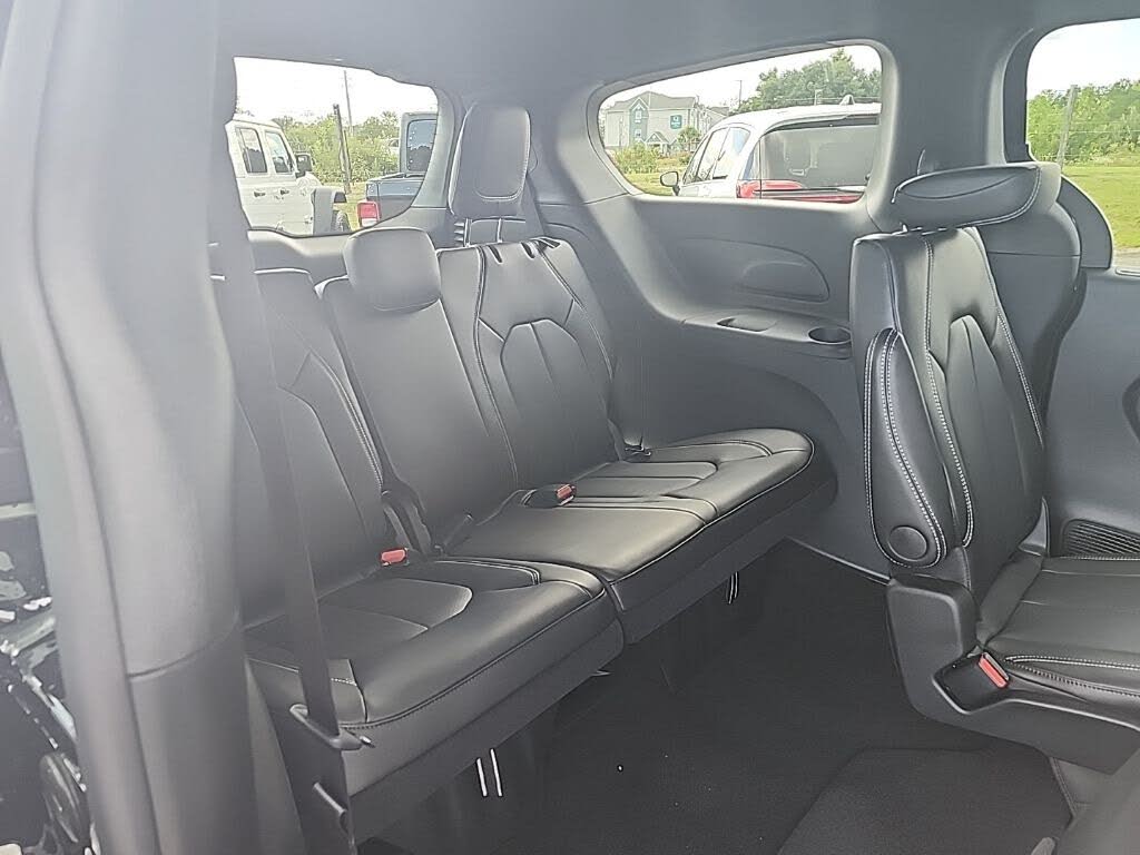 2026 Chrysler Pacifica