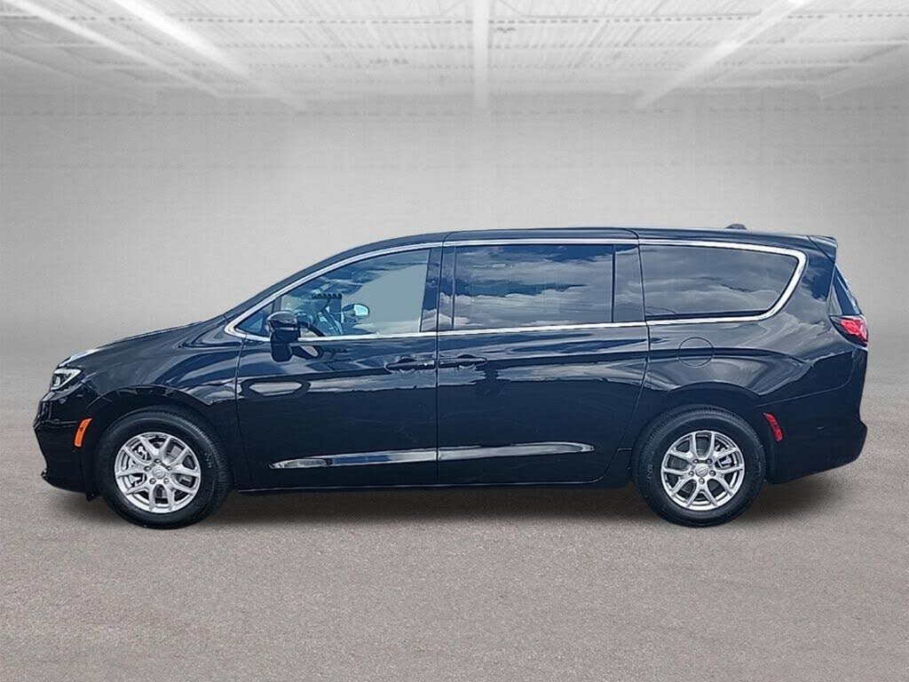 2026 Chrysler Pacifica