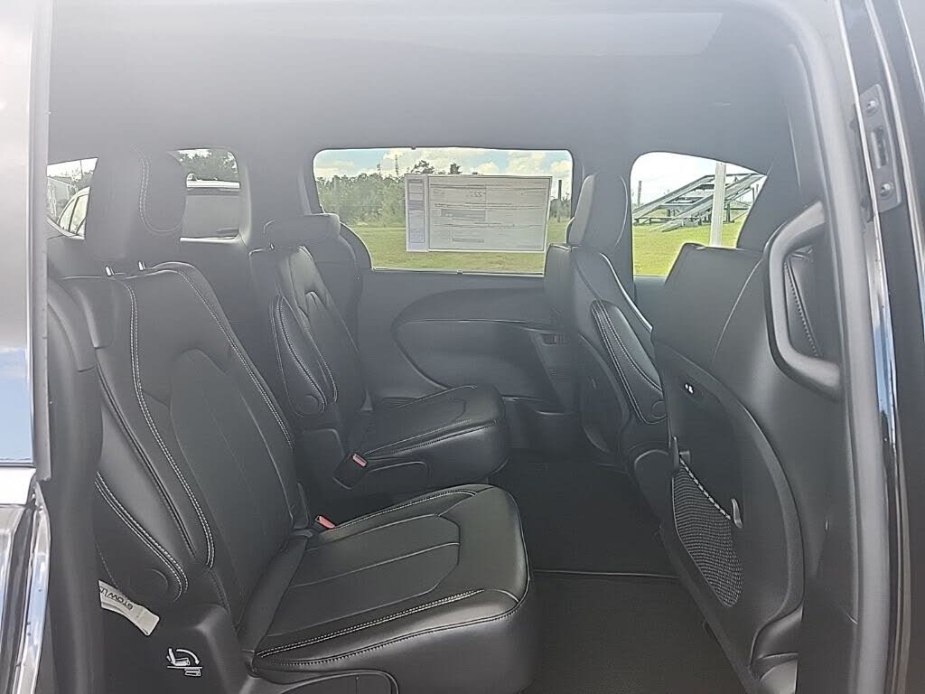 2026 Chrysler Pacifica