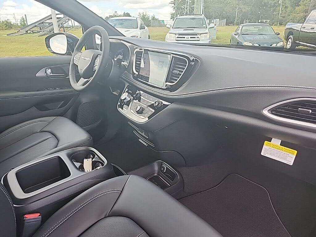 2026 Chrysler Pacifica