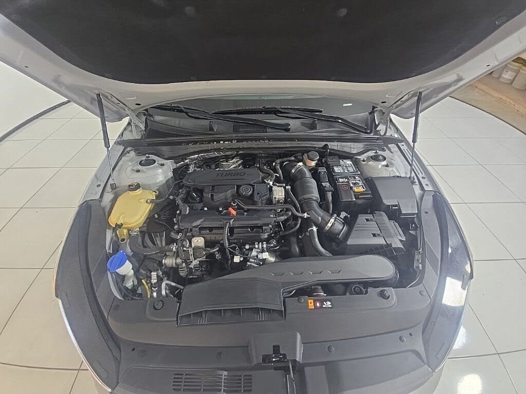 2022 Kia K5