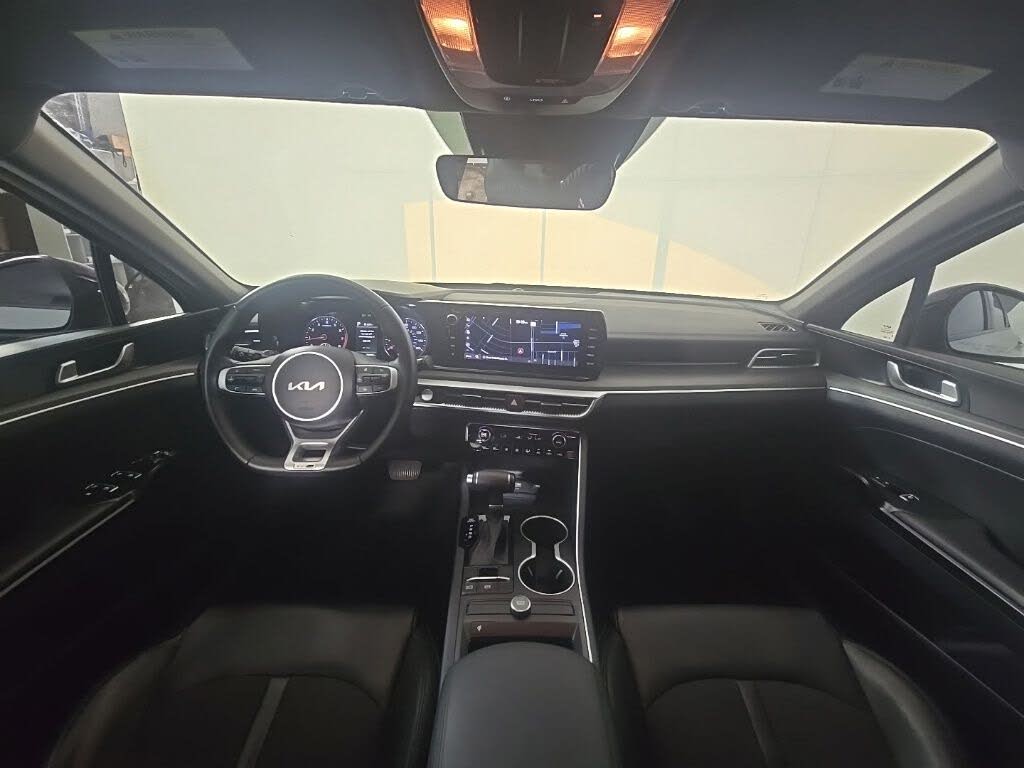 2022 Kia K5