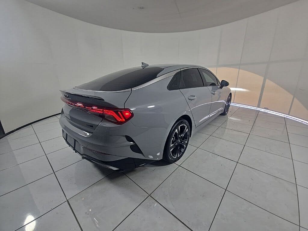 2022 Kia K5