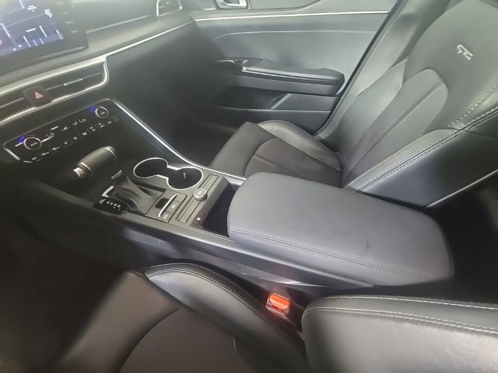2022 Kia K5