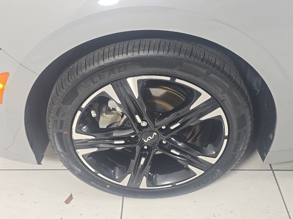 2022 Kia K5