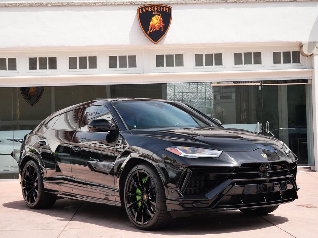 2024 Lamborghini Urus S for sale in Beverly Hills, CA