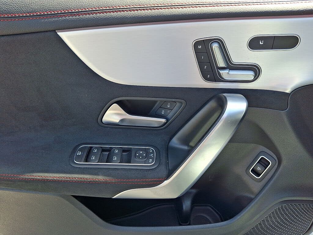 2024 Mercedes-Benz CLA