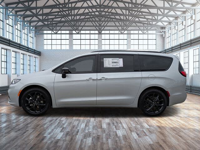 2026 Chrysler Pacifica