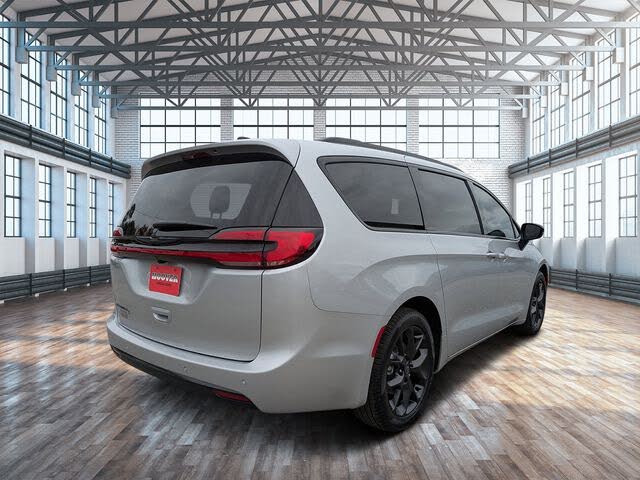 2026 Chrysler Pacifica