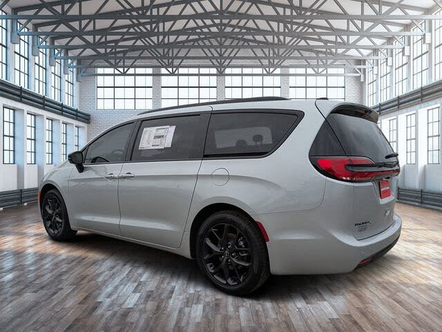 2026 Chrysler Pacifica
