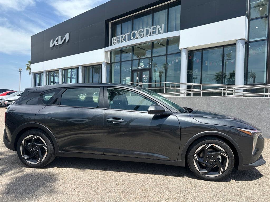 2026 Kia K4 Hatchback