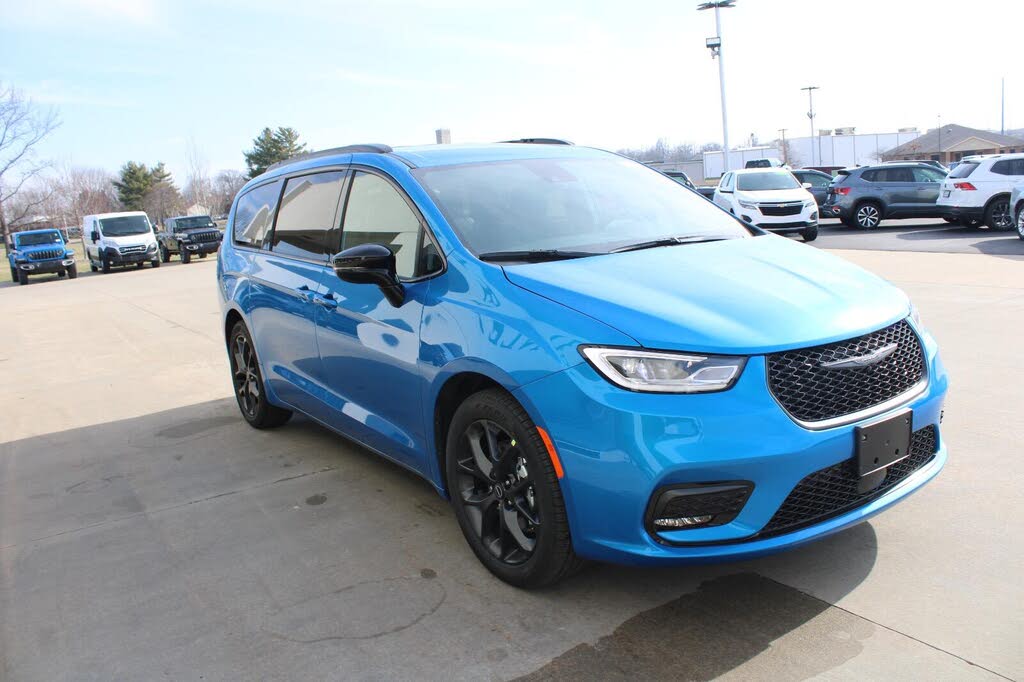 2026 Chrysler Pacifica