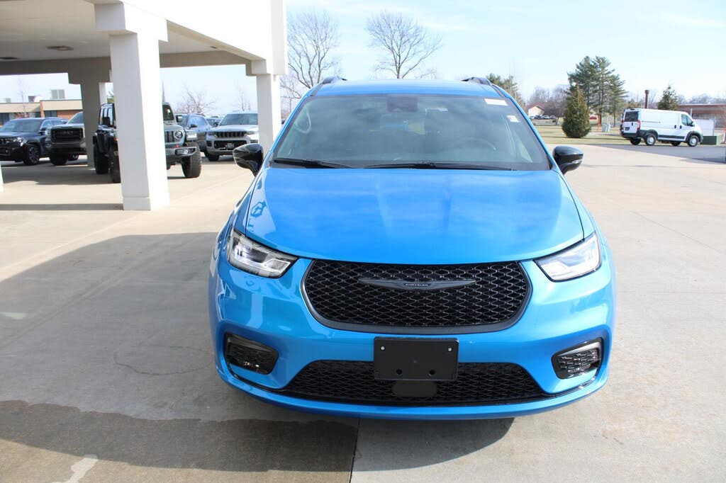2026 Chrysler Pacifica