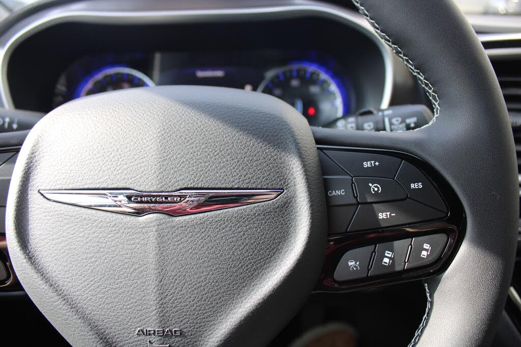 2026 Chrysler Pacifica