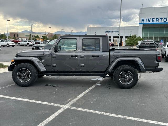 2023 Jeep Gladiator
