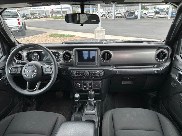 2023 Jeep Gladiator