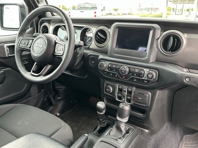 2023 Jeep Gladiator