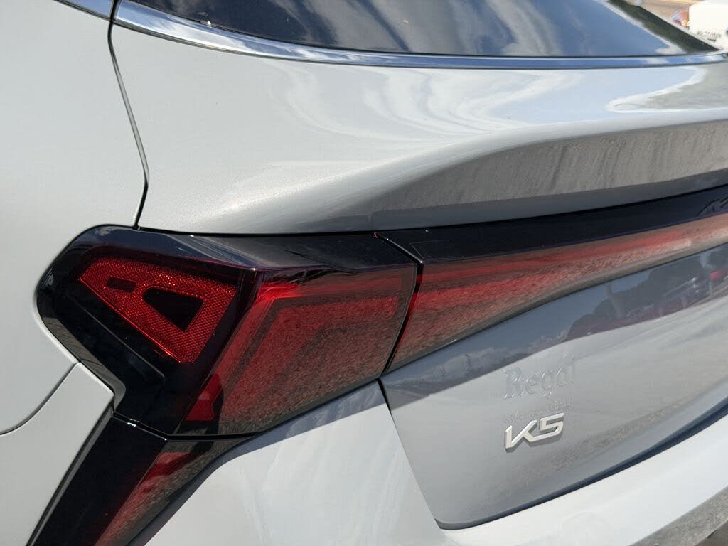 2026 Kia K5