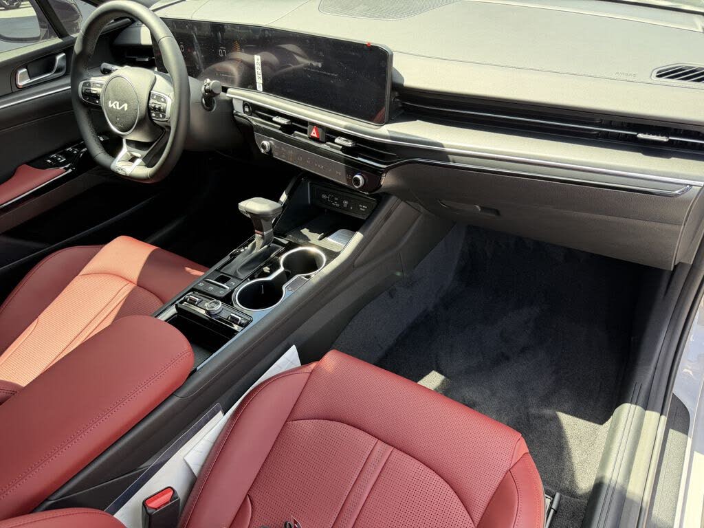2026 Kia K5