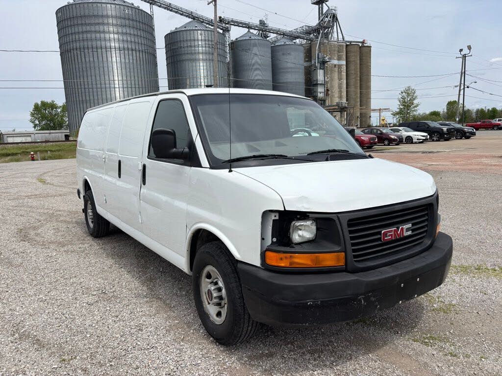 2008 GMC Savana