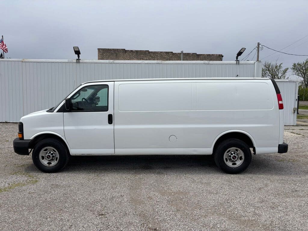 2008 GMC Savana