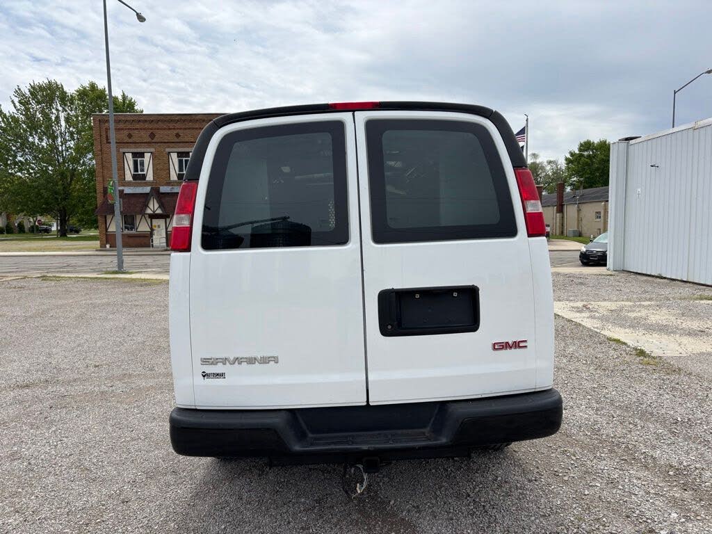 2008 GMC Savana