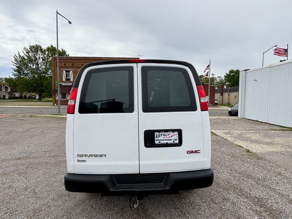 2008 GMC Savana