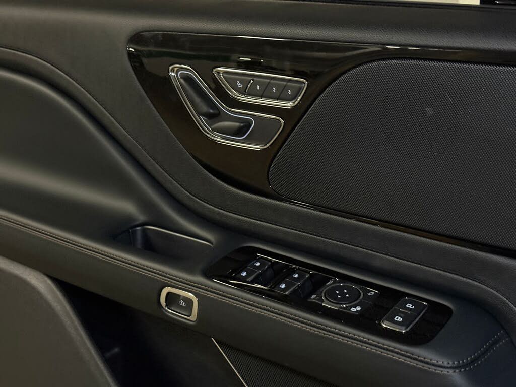 2026 Lincoln Aviator