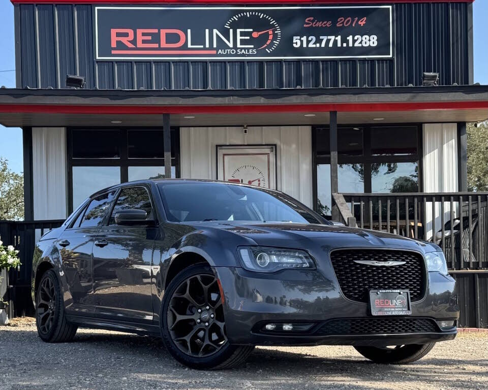 2018 Chrysler 300