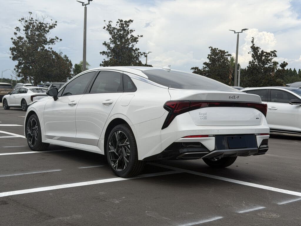 2026 Kia K5